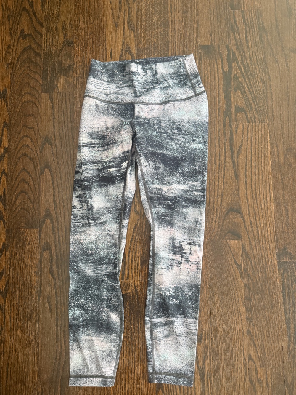 lululemon athletica Abstract Gray & Pink Leggings